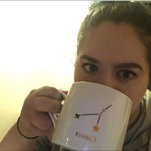 Meet your Posher, Sylvia